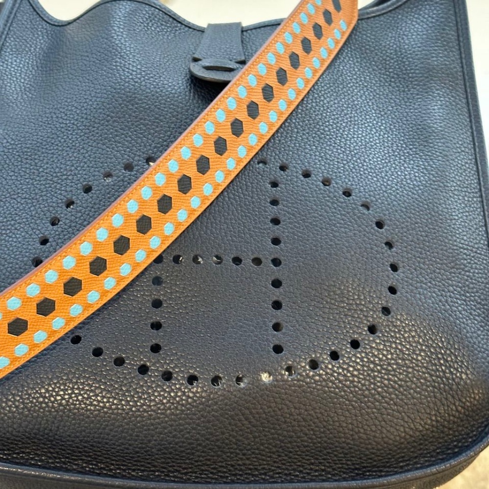 HERMES Taurillon Clemence Evelyne III GM Bleu Nuit with strap Addl leather strap